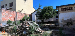 Casa à Venda No Bairro Esplanada – Oportunidade Para Morar, Investir Ou Construir